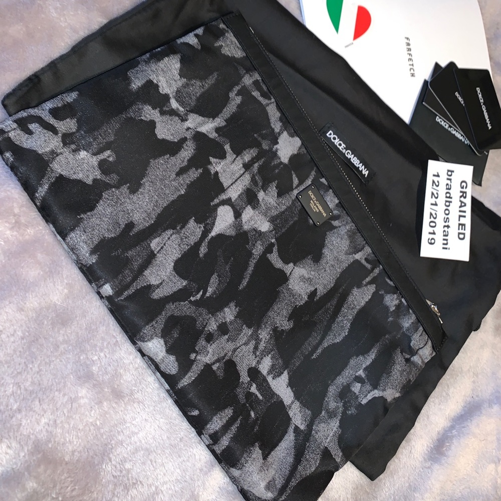 Brand New Authentic Dolce & Gabbana Clutch Wallet